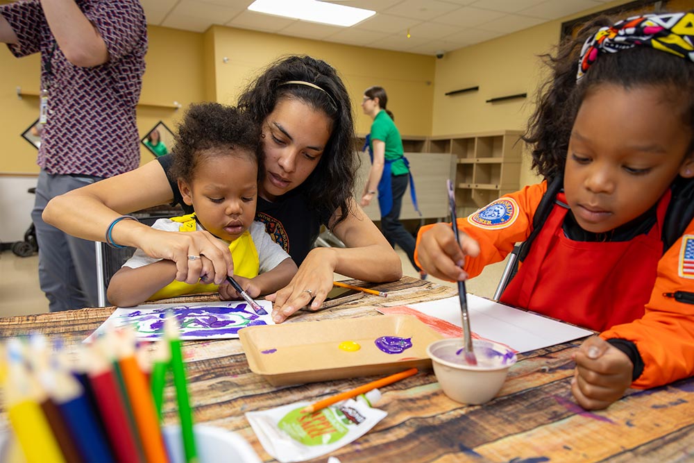 Mom and Kids painting